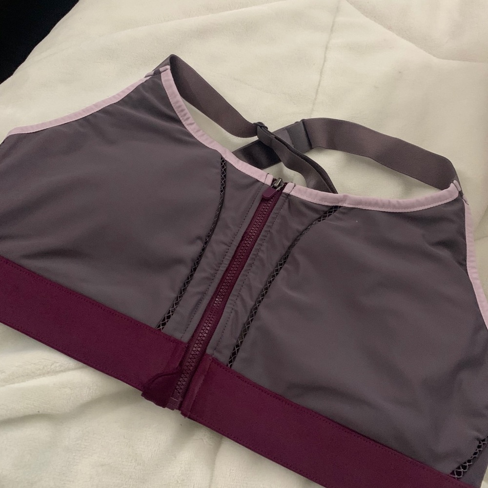 Fabletics Zoe Sports Bra (XXL)